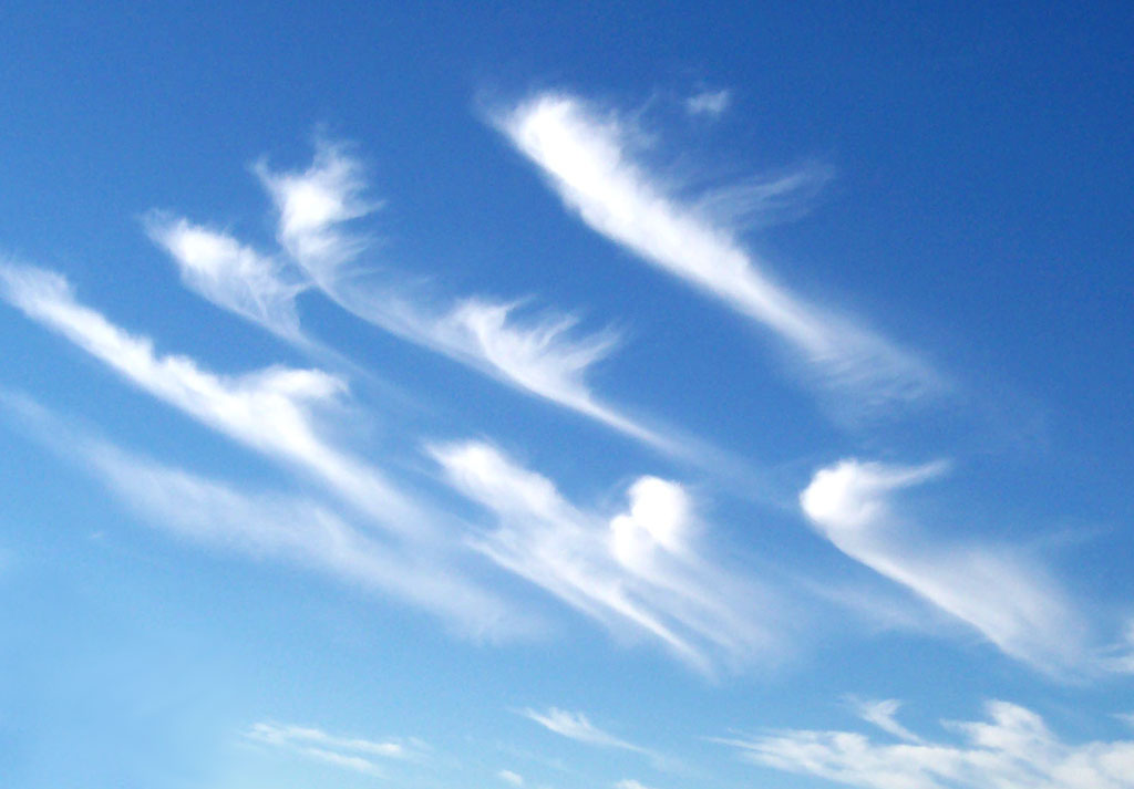 Cirrus Clouds2.jpg