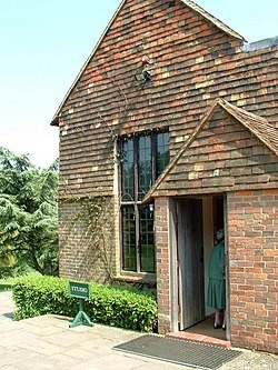 250px The Studio, Chartwell geograph.org.uk 809419.jpg