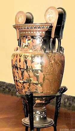 250px Darius vase Napoli Museum without background.jpg